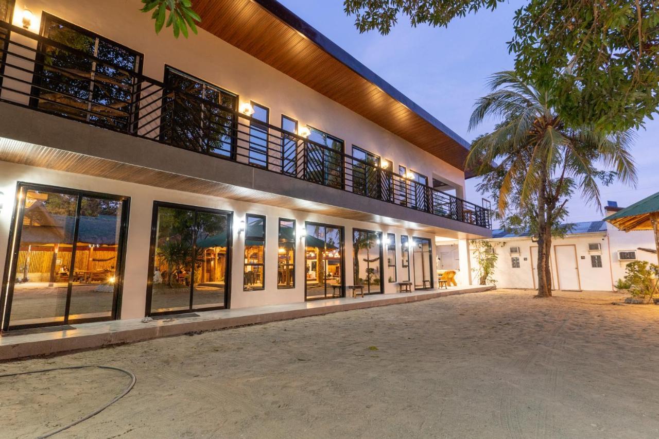 Bamboo Paraiso Resort At Bolo Beach Alaminos Exterior photo