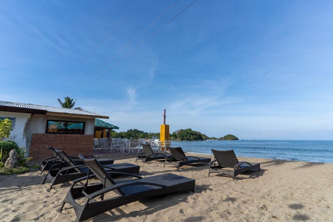 Bamboo Paraiso Resort At Bolo Beach Alaminos Exterior photo