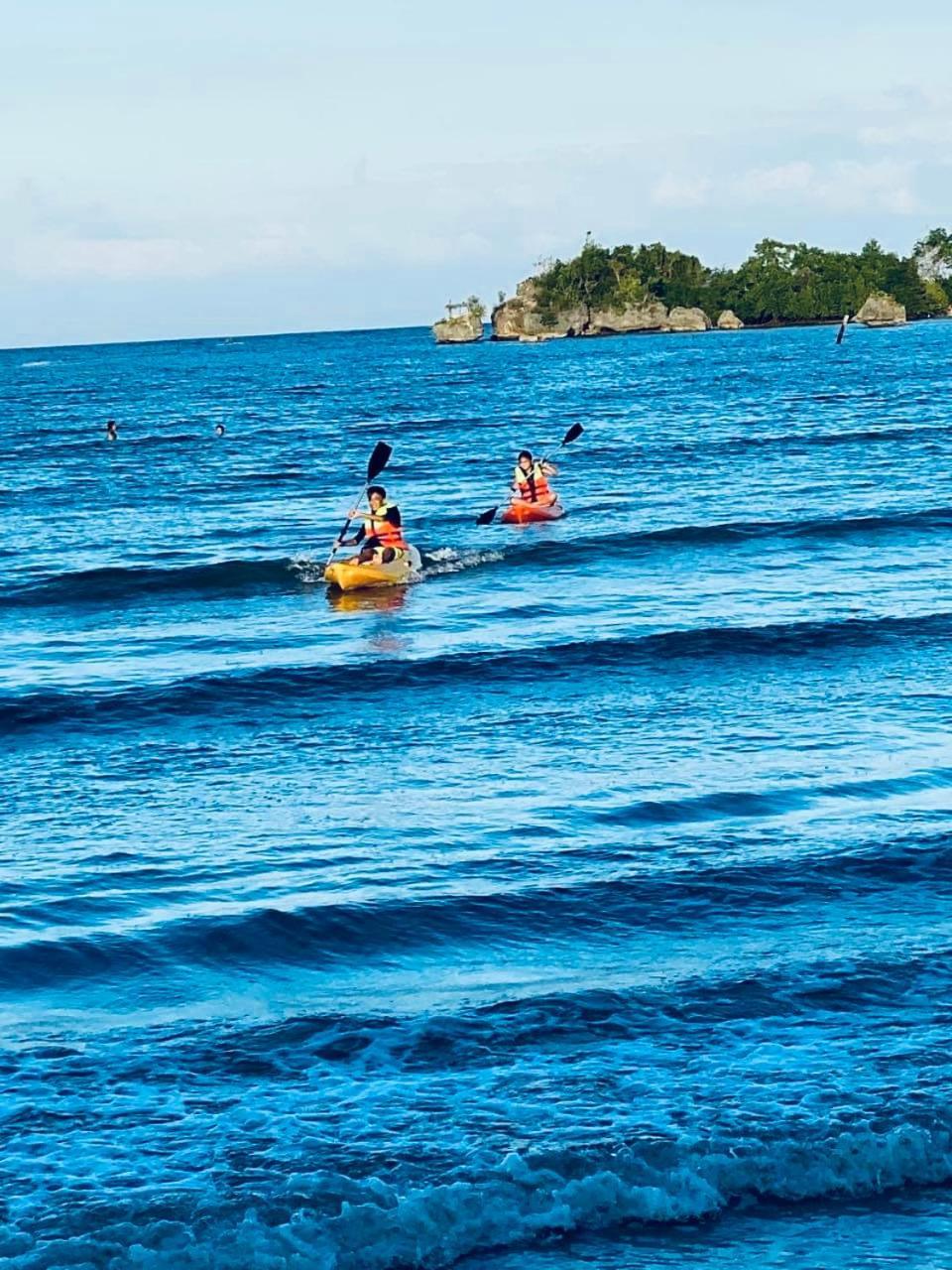 Bamboo Paraiso Resort At Bolo Beach Alaminos Exterior photo