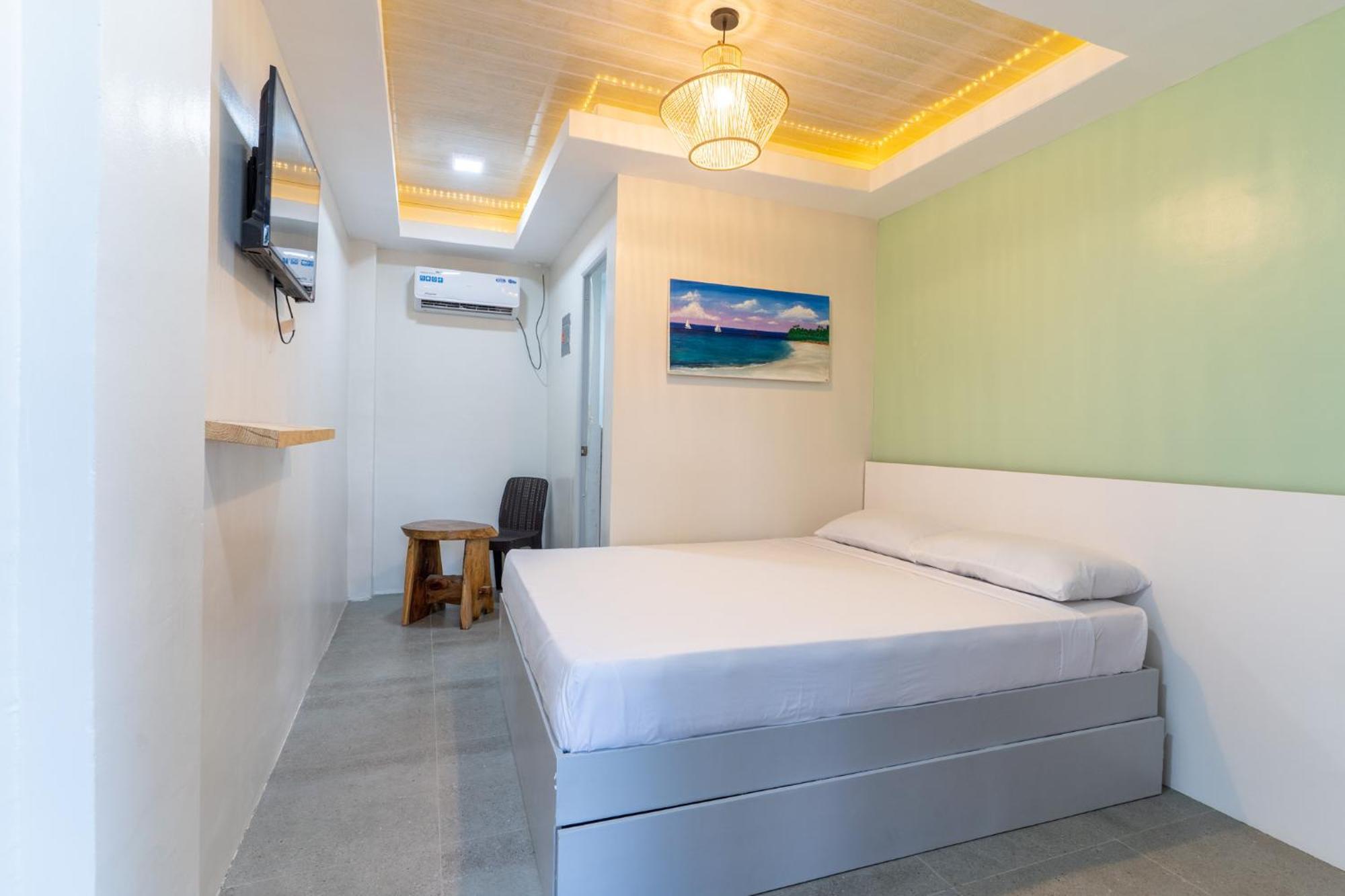 Bamboo Paraiso Resort At Bolo Beach Alaminos Exterior photo